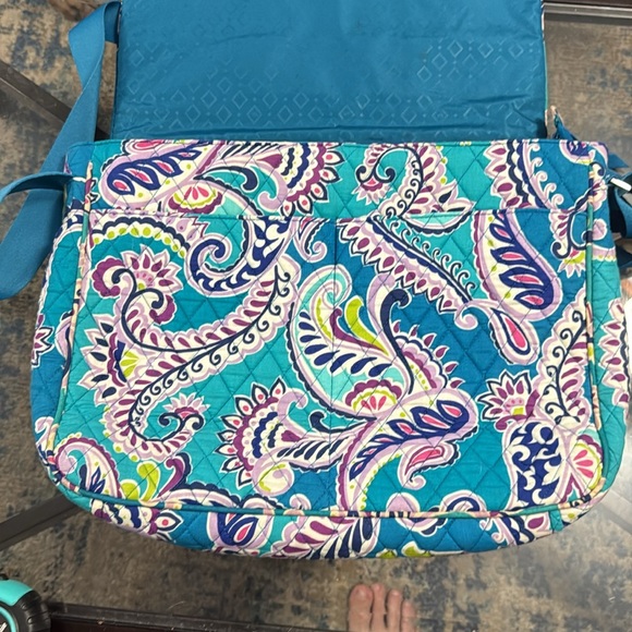 Vera Bradley - Waikiki paisley messenger bag Vibrant Paisley Shoulder Bag - Picture 2 of 2